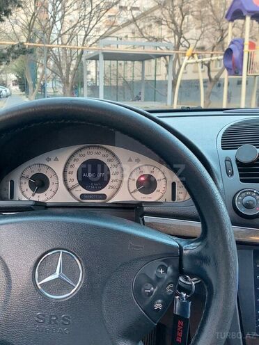 Mercedes E 270 2002, 464,000 km - 2.7 л - Bakı