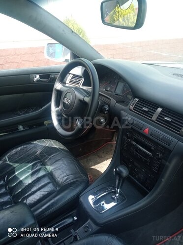 Audi A6 2001, 265,000 km - 2.8 l - Bakı