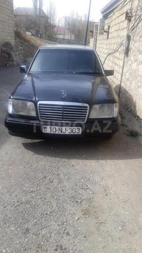 Mercedes E 220 1995, 369,852 km - 2.2 l - Gəncə