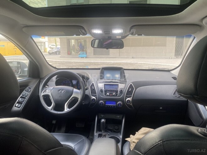 Hyundai ix35 2010, 132,000 km - 2.0 л - Bakı