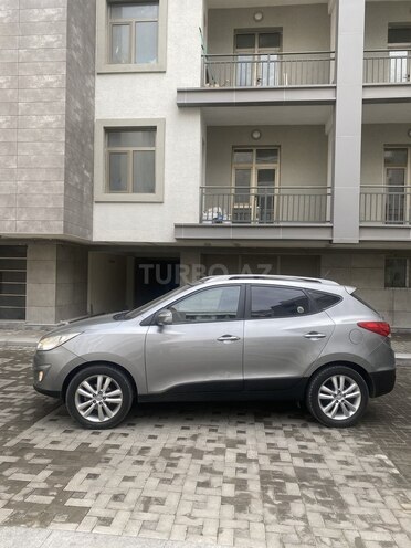 Hyundai ix35 2010, 132,000 km - 2.0 л - Bakı
