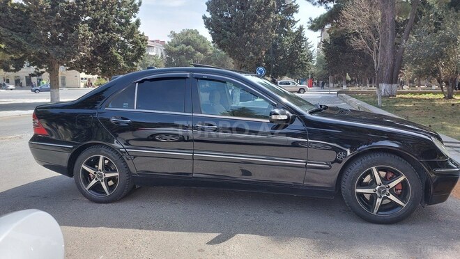 Mercedes C 240 2003, 360,000 km - 2.6 л - Sumqayıt