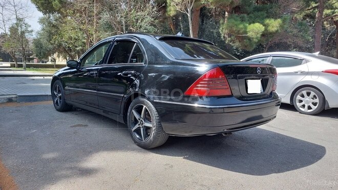 Mercedes C 240 2003, 360,000 km - 2.6 л - Sumqayıt