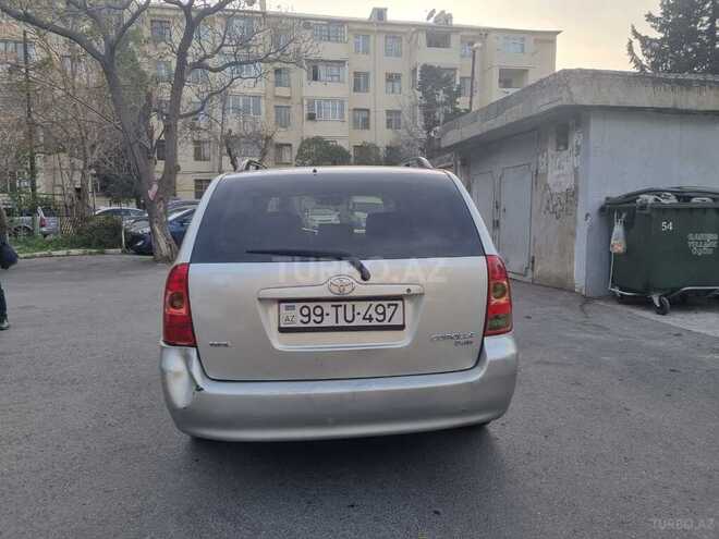Toyota Corolla 2005, 354,000 km - 1.4 л - Bakı