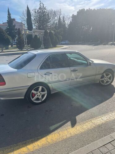 Mercedes C 240 2000, 245,631 km - 2.4 l - Mingəçevir