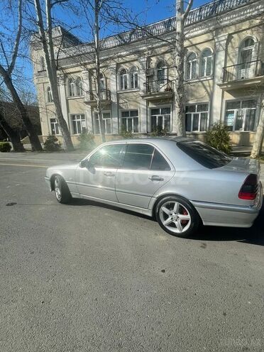 Mercedes C 240 2000, 245,631 km - 2.4 l - Mingəçevir