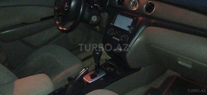 Mitsubishi Outlander 2003, 360,347 km - 2.4 l - Bakı
