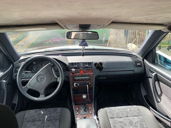Mercedes C 200 1998, 251,000 km - 2.0 l - Göyçay