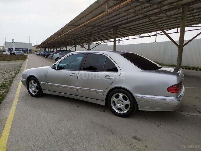 Mercedes E 280 2000, 245,000 km - 2.8 l - Sumqayıt