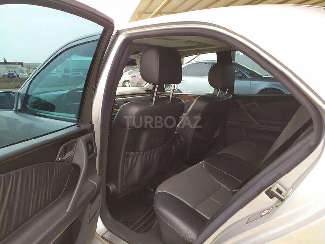 Mercedes E 280 2000, 245,000 km - 2.8 l - Sumqayıt