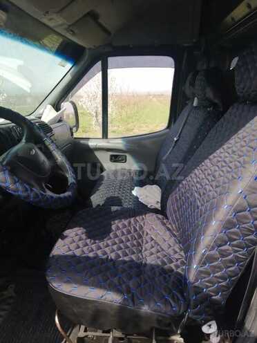 Ford Transit 1998, 538,000 km - 2.5 l - Quba