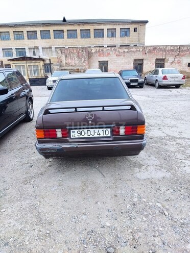Mercedes 190 1993, 250,000 km - 2.0 l - Sumqayıt