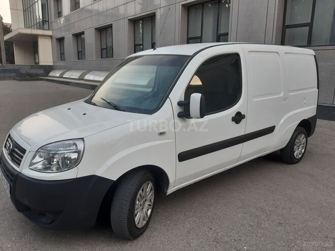 Fiat Doblo 2008, 203,000 km - 1.9 l - Bakı