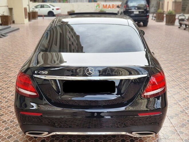 Mercedes E 250 2017, 190,000 km - 2.0 l - Bakı