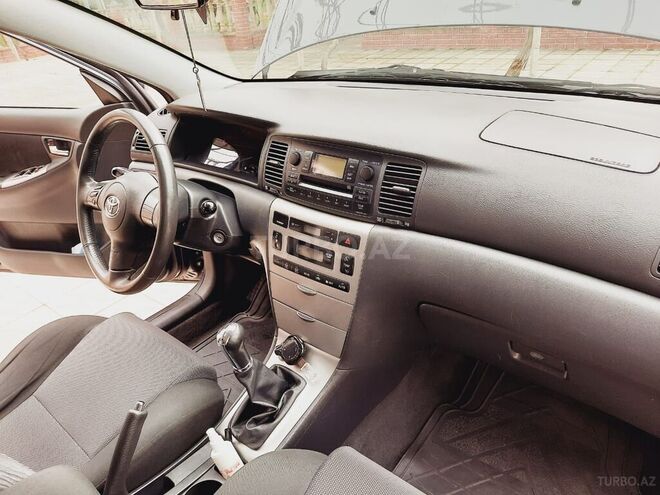 Toyota Corolla 2006, 200,000 km - 1.4 л - Bakı
