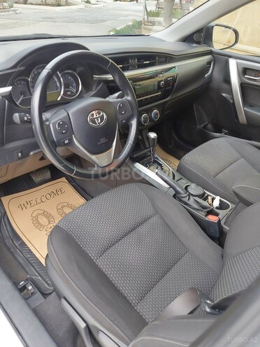 Toyota Corolla 2014, 121,000 km - 1.6 l - Bakı