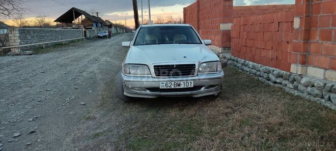 Mercedes C 180 1994, 453,278 km - 1.8 l - Zaqatala