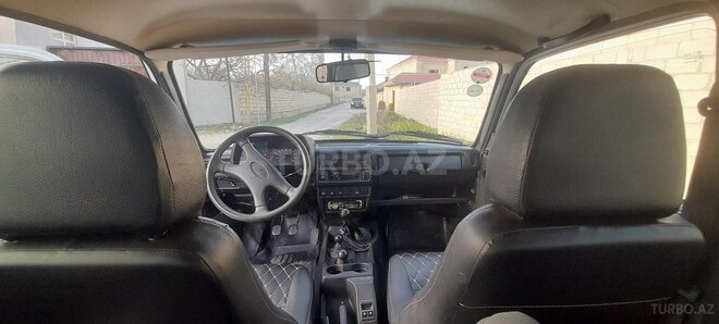 LADA (VAZ) Niva 2018, 80,000 km - 1.7 l - Bərdə