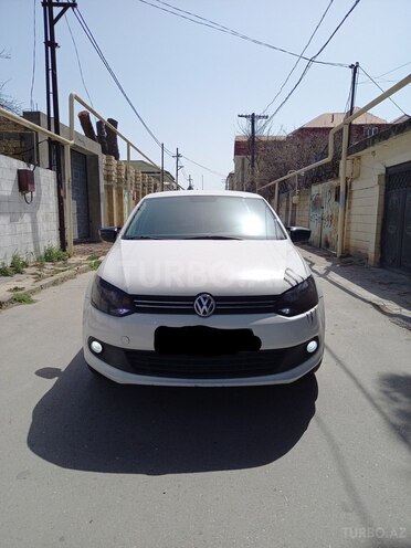 Volkswagen Polo 2012, 298,638 km - 1.6 l - Bakı