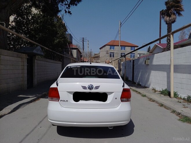 Volkswagen Polo 2012, 298,638 km - 1.6 l - Bakı