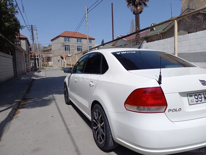 Volkswagen Polo 2012, 298,638 km - 1.6 l - Bakı