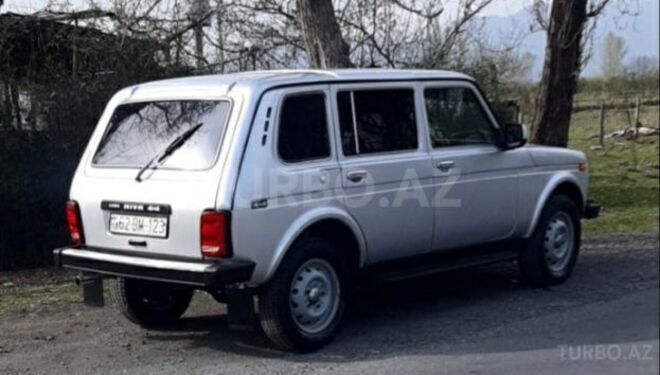 LADA (VAZ) Niva 2002, 560,000 km - 1.7 l - Zaqatala