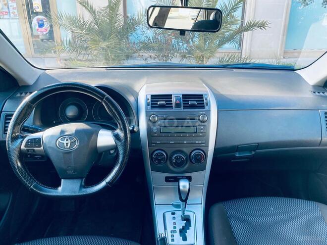 Toyota Corolla 2013, 194,000 km - 1.6 l - Bakı