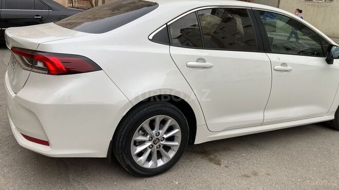 Toyota Corolla 2019, 84,326 km - 1.6 l - Bakı