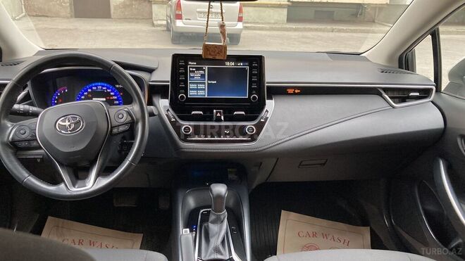 Toyota Corolla 2019, 84,326 km - 1.6 l - Bakı