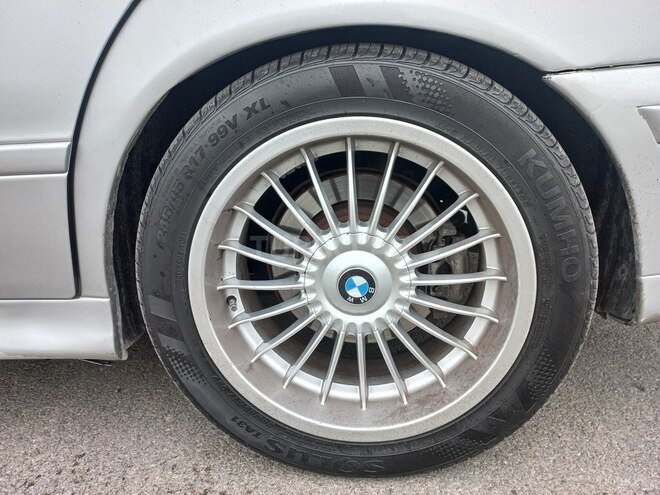 BMW 528 2000, 269,715 km - 2.8 l - Sumqayıt
