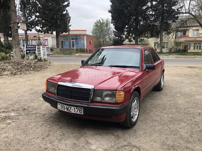 Mercedes 190 1988, 285,000 km - 2.0 l - Masallı