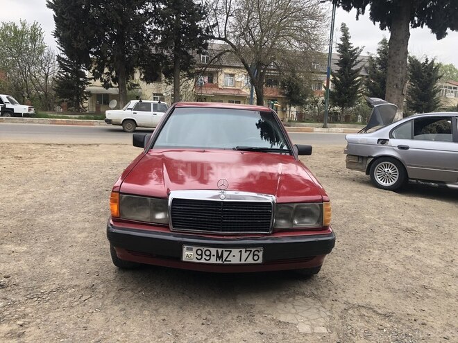 Mercedes 190 1988, 285,000 km - 2.0 l - Masallı