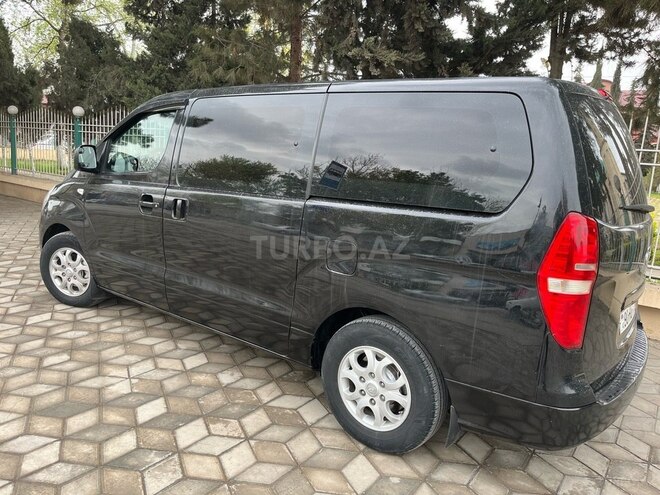 Hyundai H-1 2010, 457,000 km - 2.5 l - Sabirabad