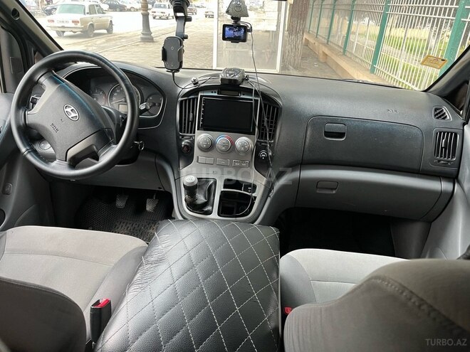 Hyundai H-1 2010, 457,000 km - 2.5 l - Sabirabad