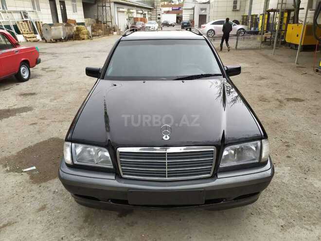 Mercedes C 220 2000, 380,648 km - 2.2 л - Bakı