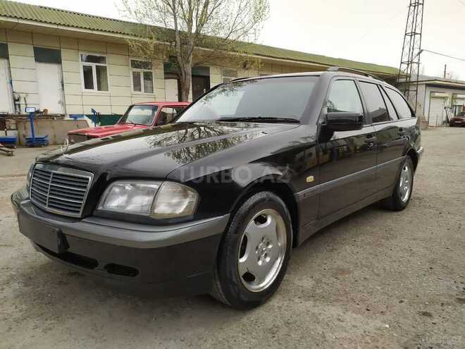 Mercedes C 220 2000, 380,648 km - 2.2 л - Bakı