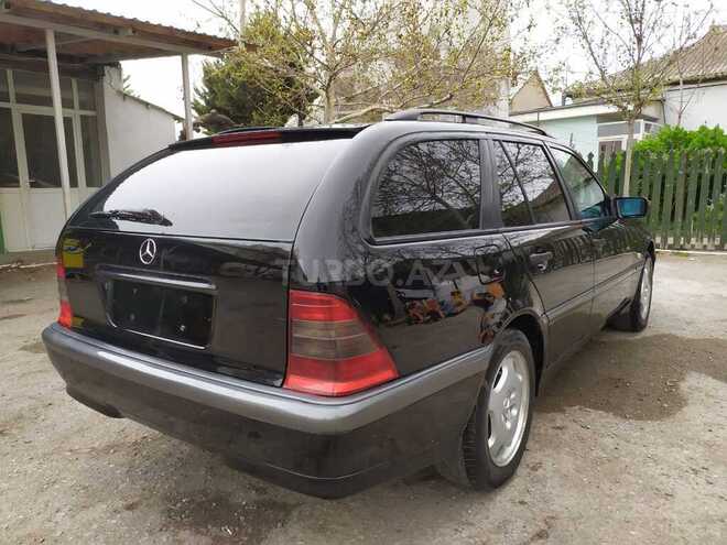 Mercedes C 220 2000, 380,648 km - 2.2 л - Bakı
