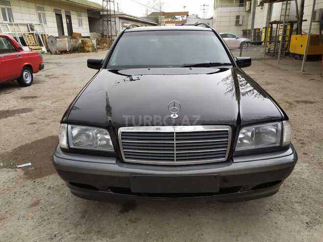 Mercedes C 220 2000, 380,648 km - 2.2 л - Bakı