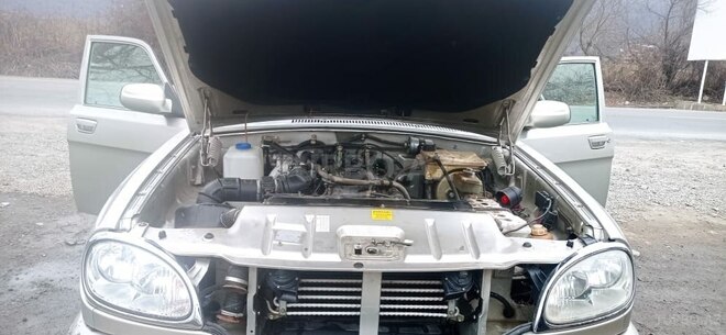 GAZ 3110 2005, 156,000 km - 2.4 l - Qəbələ