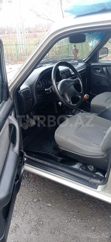 GAZ 3110 2005, 156,000 km - 2.4 l - Qəbələ