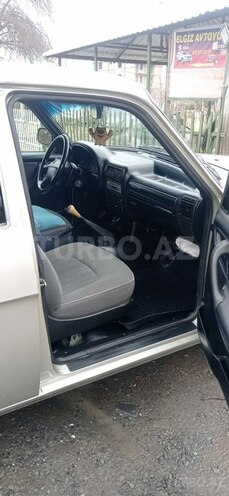 GAZ 3110 2005, 156,000 km - 2.4 l - Qəbələ