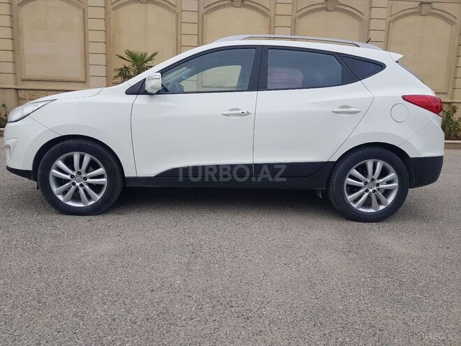 Hyundai ix35 2011, 110,000 km - 2.0 л - Bakı