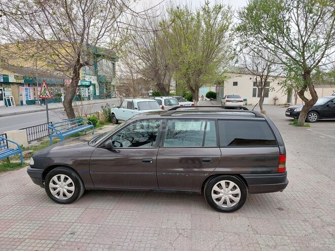 Opel Astra 1997, 382,000 km - 1.6 л - Sumqayıt
