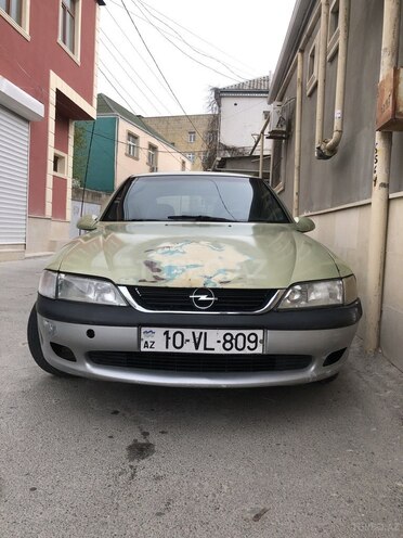 Opel Vectra 1997, 300,652 km - 1.8 l - Bakı