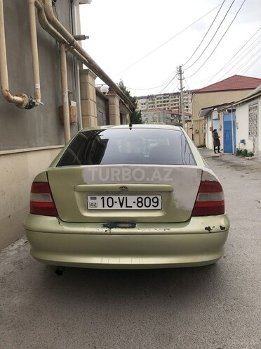 Opel Vectra 1997, 300,652 km - 1.8 l - Bakı