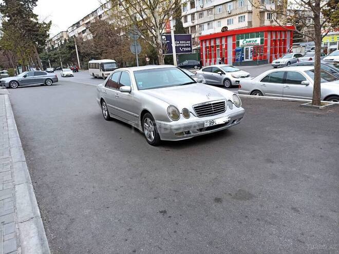 Mercedes E 270 2000, 296,000 km - 2.7 l - Bakı
