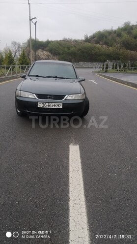 Opel Vectra 1996, 222,000 km - 1.8 l - Şəki