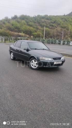 Opel Vectra 1996, 222,000 km - 1.8 l - Şəki