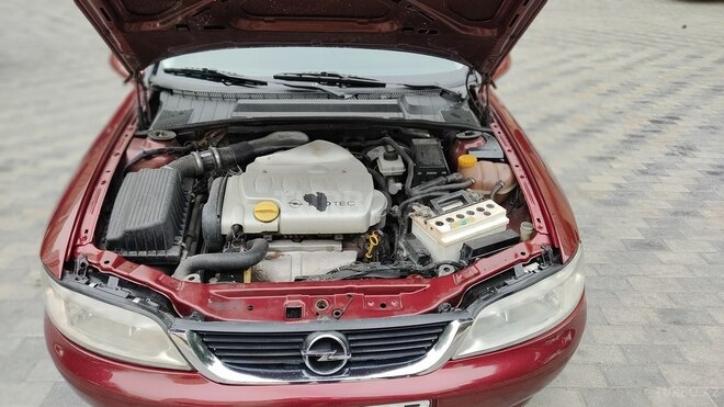 Opel Vectra 1999, 297,412 km - 1.8 l - Sumqayıt