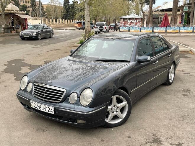Mercedes E 240 1999, 220,000 km - 2.4 l - Gəncə
